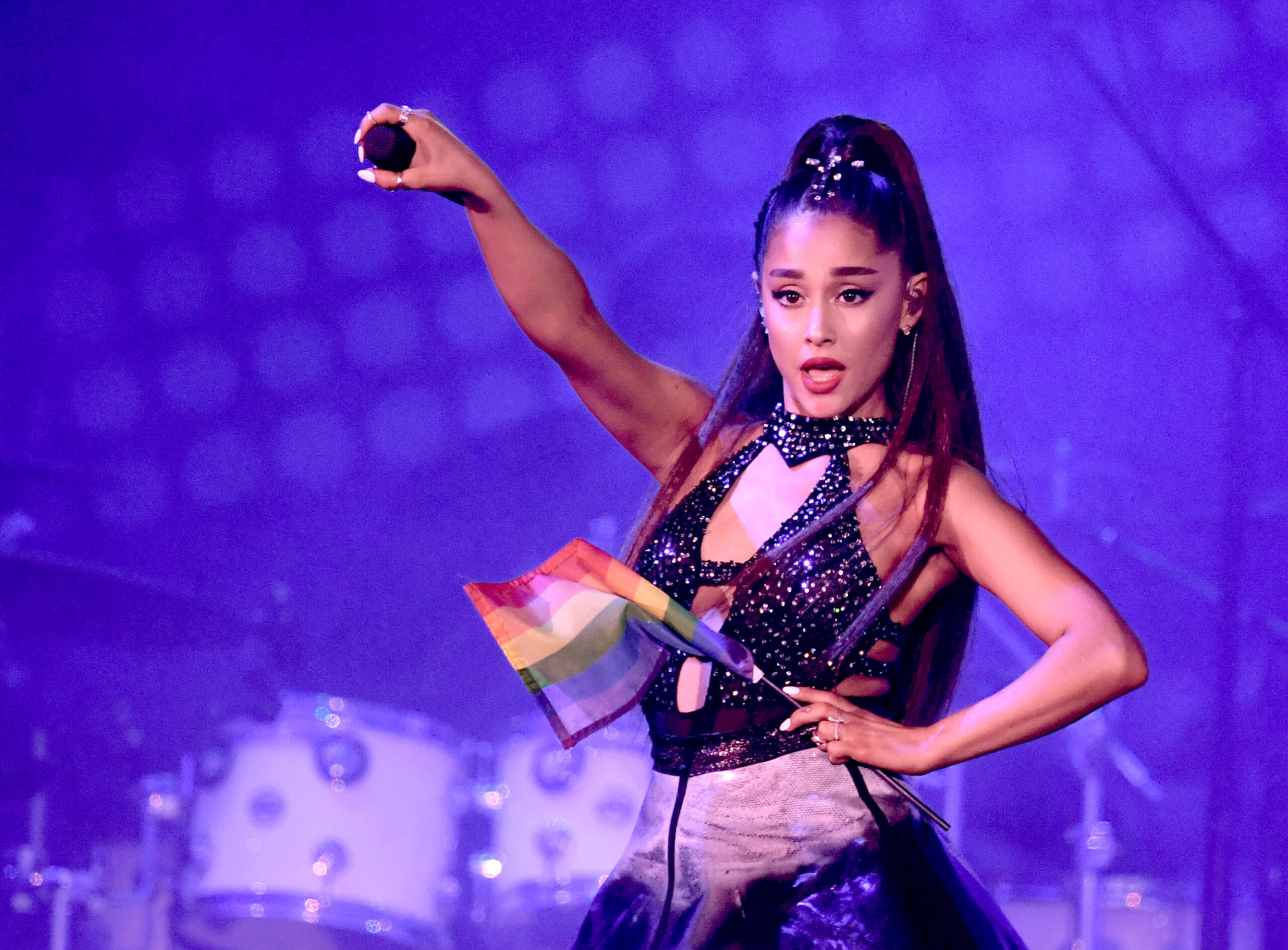 ariana grande no makeup